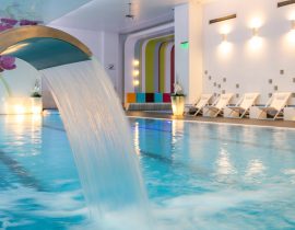 Piscina cascada 1